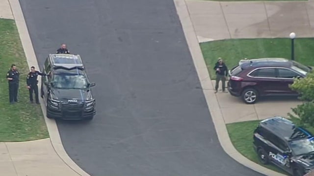 Police respond to barricaded gunman situation in Livonia 