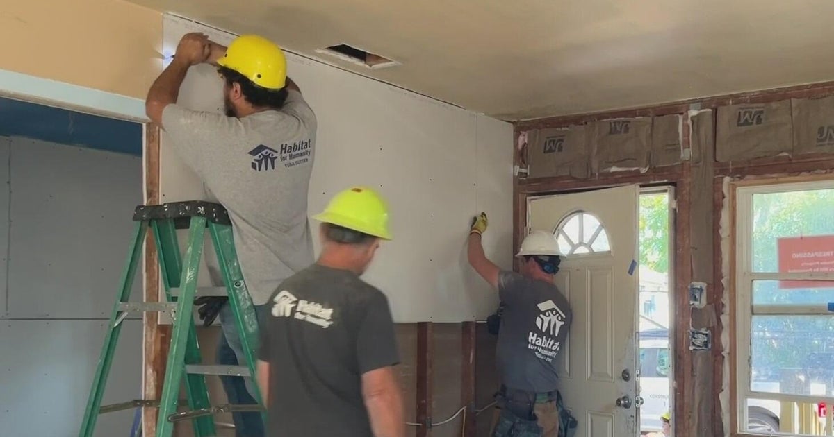 Habitat for Humanity program revives Marysville street, gifts home to a neighbor in need