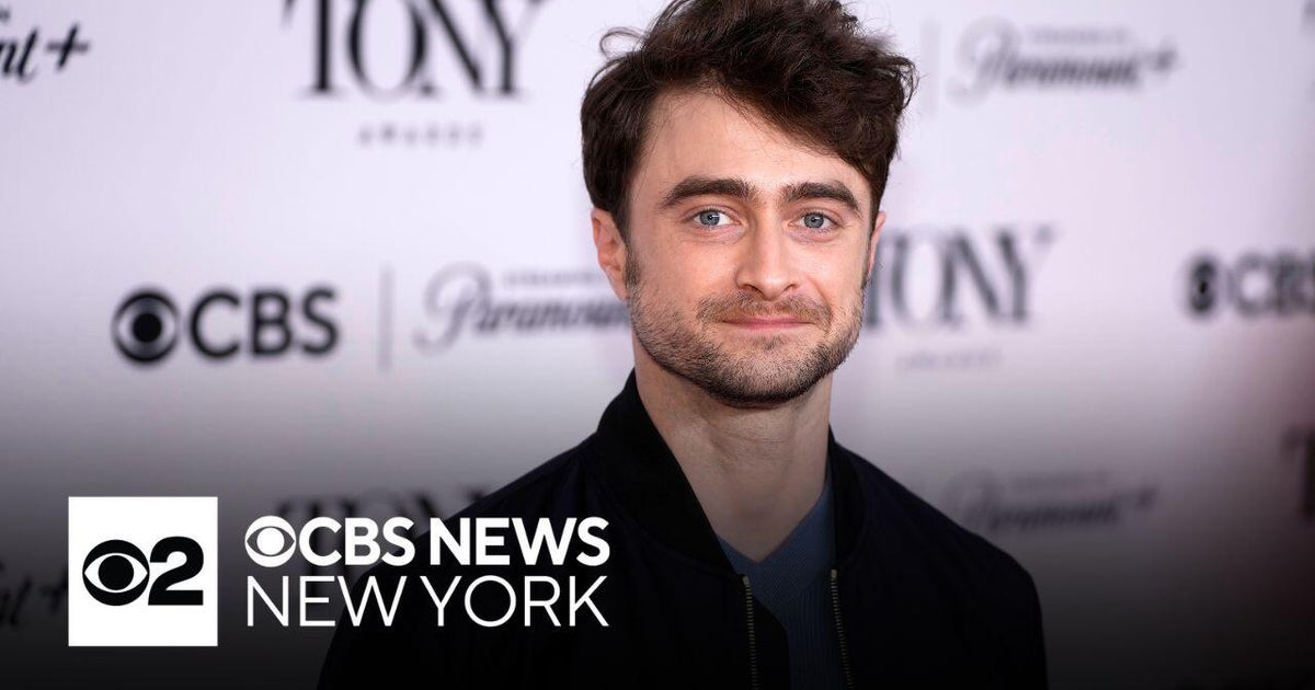 Actor Daniel Radcliffe returning to Broadway in new play - CBS New York