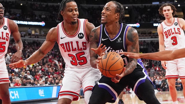 Kings Bulls Basketball