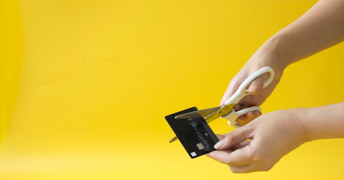 What are the best ways to cut credit card debt before the holidays? Here's what experts think.