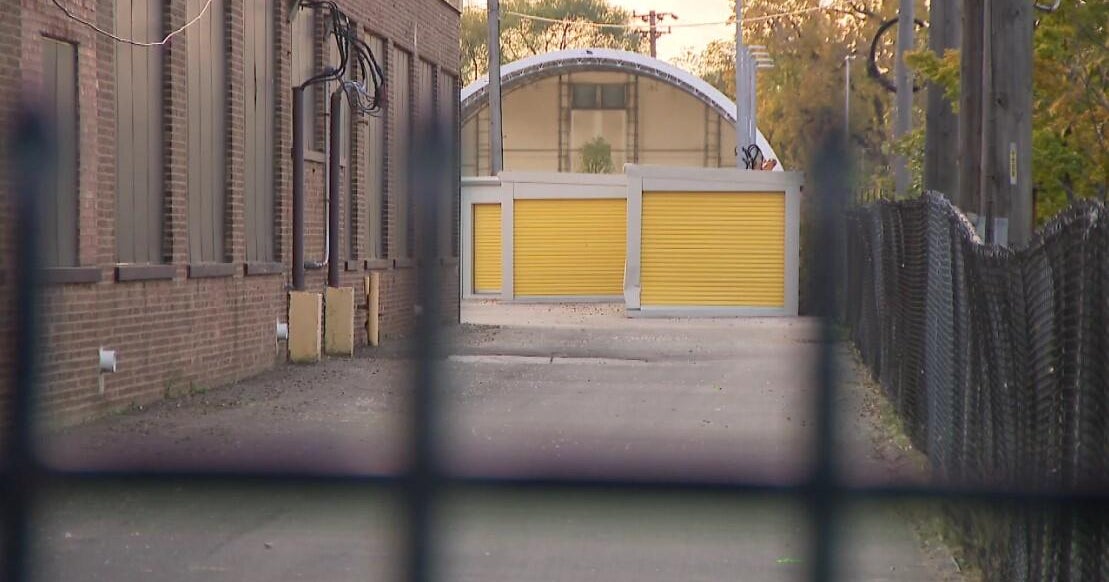 Florida man bought Chicago storage unit filled with collectible trains, only to find it nearly empty