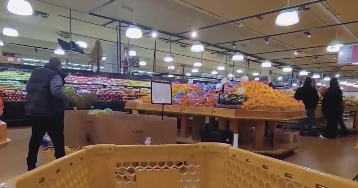 Government shutdown enters second month