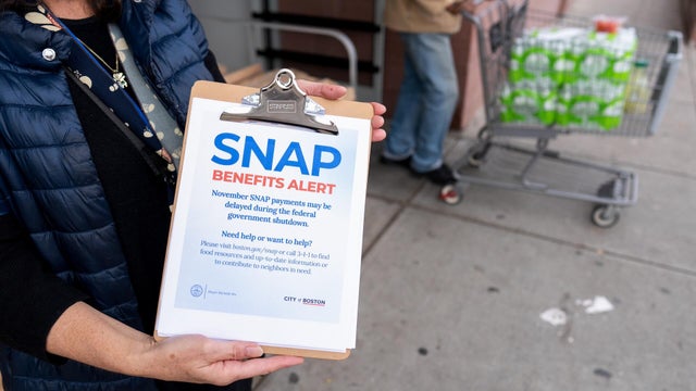 Representative Pressley Meets With SNAP-Dependent Food Sellers 