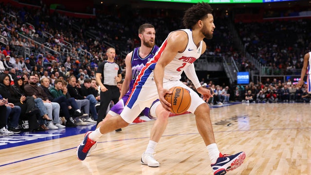 Utah Jazz v Detroit Pistons 