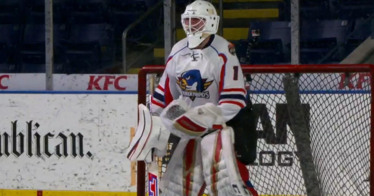 Kindness 101: A lesson in humility on the hockey rink