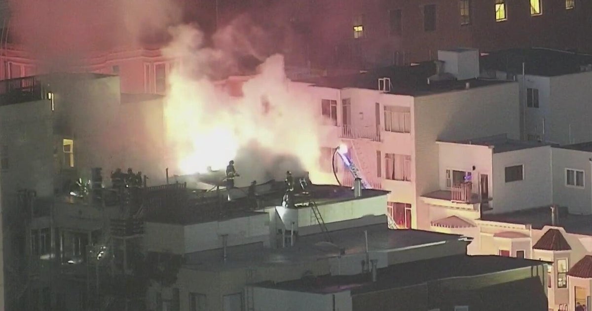 Fire burns apartment building in San Francisco's Telegraph Hill ...