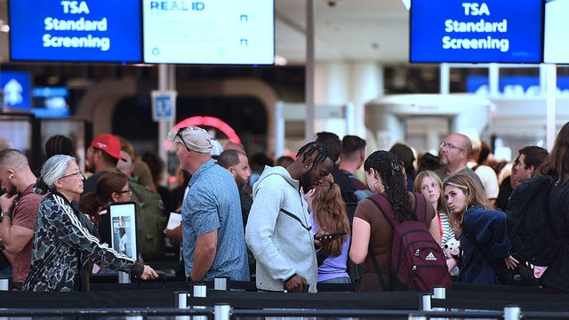 Orlando International Airport faces flight cuts as federal government shutdown continues 