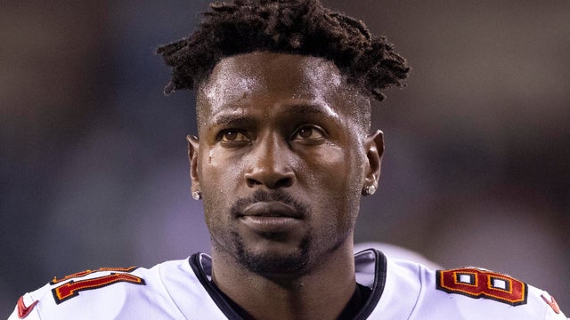 Tampa Bay Buccaneers v Philadelphia Eagles 