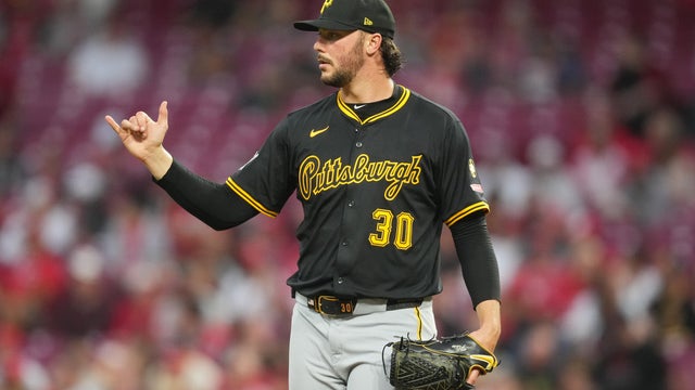 Pittsburgh Pirates v Cincinnati Reds 