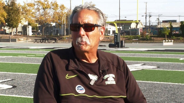 John Beam, "Last Chance U" coach, dies after shooting at Laney College in  Oakland, California - CBS San Francisco