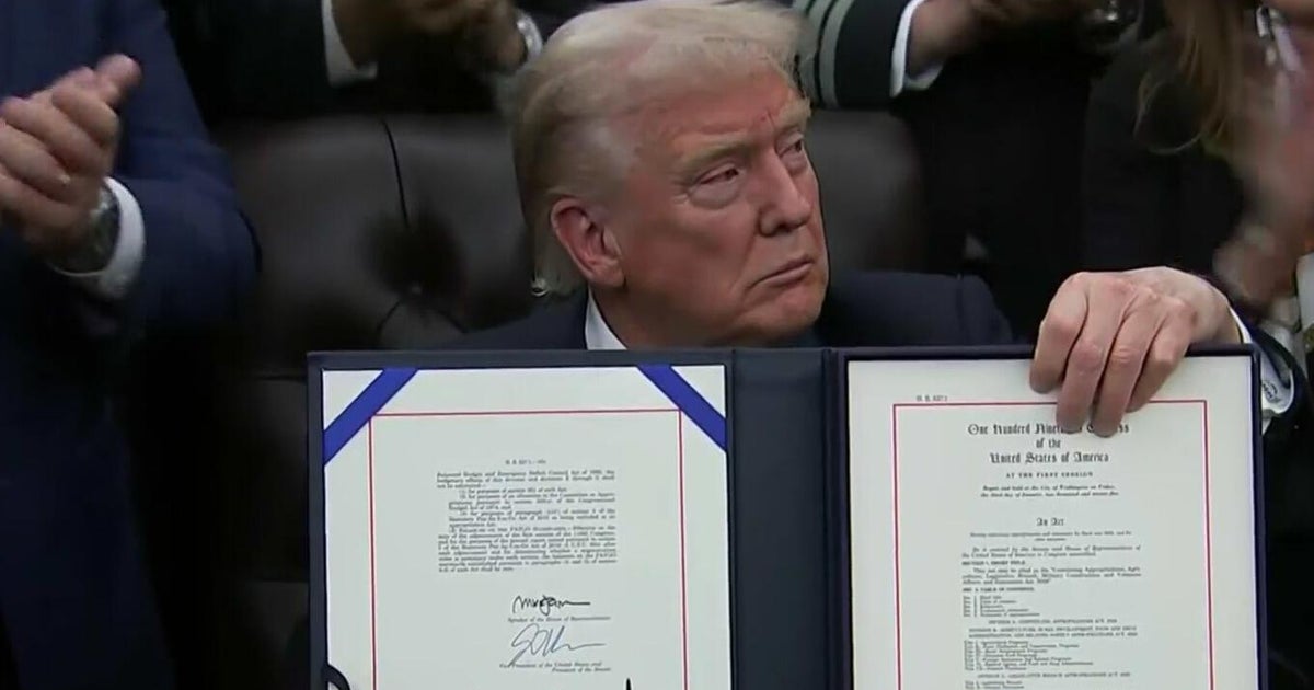 Federal workers to receive backpay as government reopens