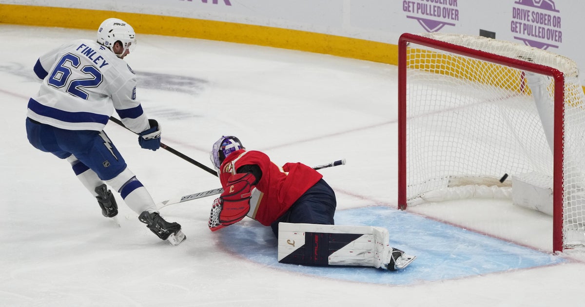 Jack Finley scores 1st NHL goal to help Tampa Bay Lightning beat Florida Panthers 3-1
