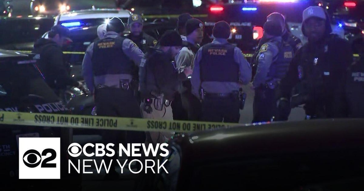 Child killed as 5 people shot in Newark, New Jersey, police say - CBS ...