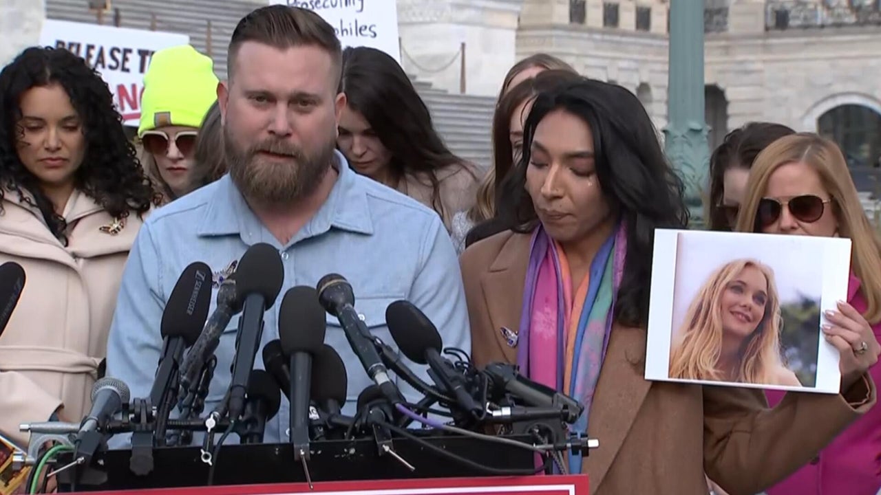 Virginia Giuffre's family calls on lawmakers to vote "yes" on Epstein files  release