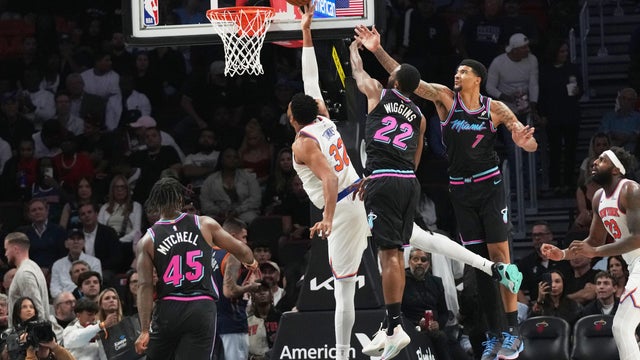 Knicks Heat Basketball 