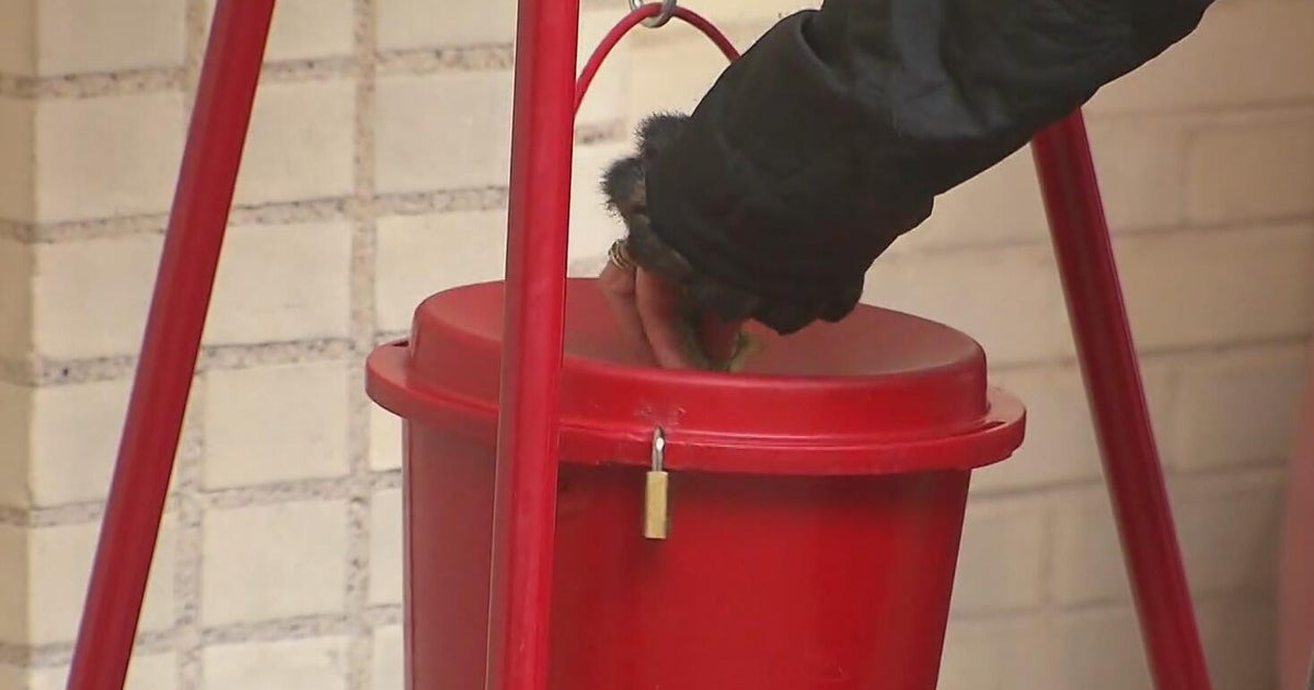 North Texas families seek help as Salvation Army sees rising need - CBS ...