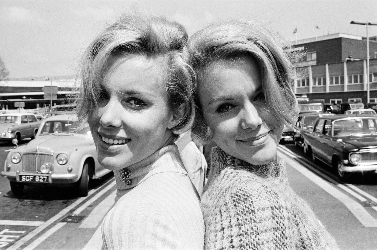 The Kessler twins, German entertainment duo who performed with Fred ...
