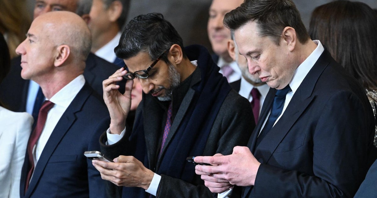 Analyzing concerns among investors over a potential AI bubble pop