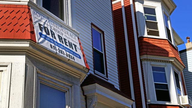 'It's just crickets': An uptick of apartment vacancies in Boston suggests a decline in student enrollment 