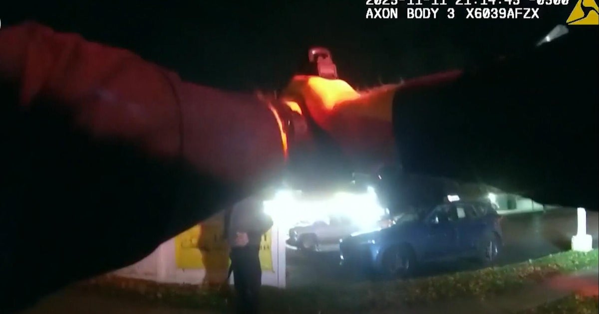 Man says "I never had a gun" after being shot by Akron police officer, bodycam shows