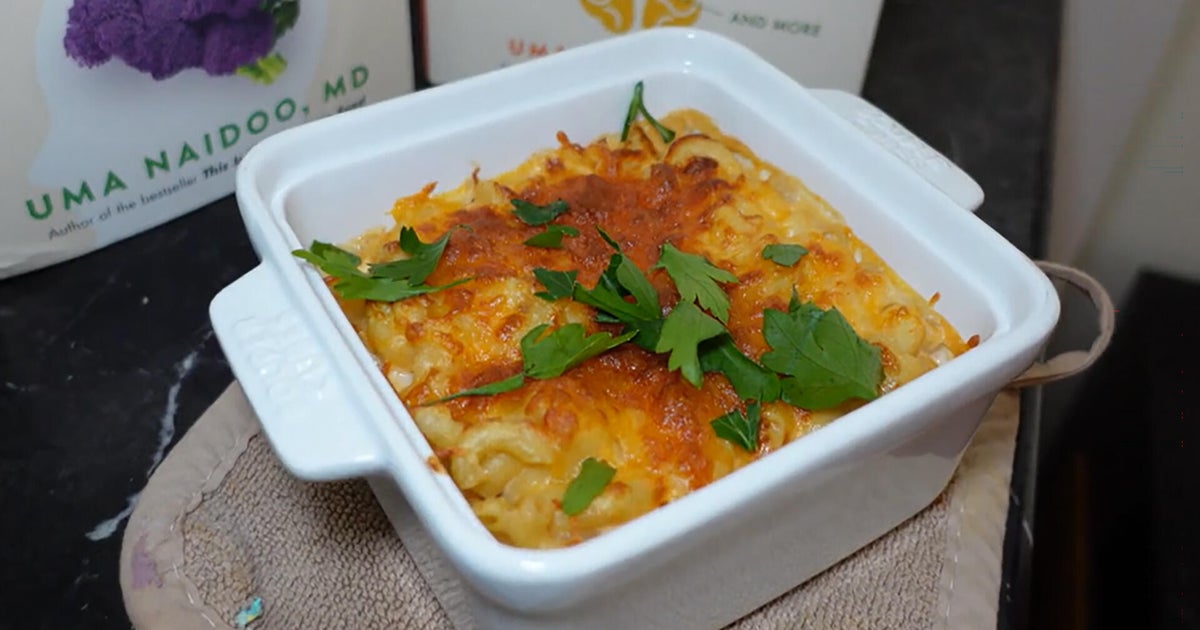 В книгата си Успокойте ума си с храна психиатърът по