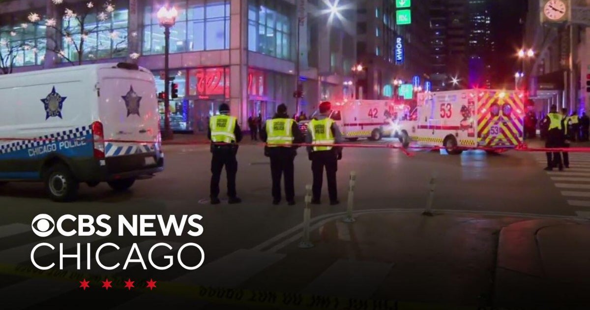 Chicago police respond to reports of multiple people shoot in the Loop ...