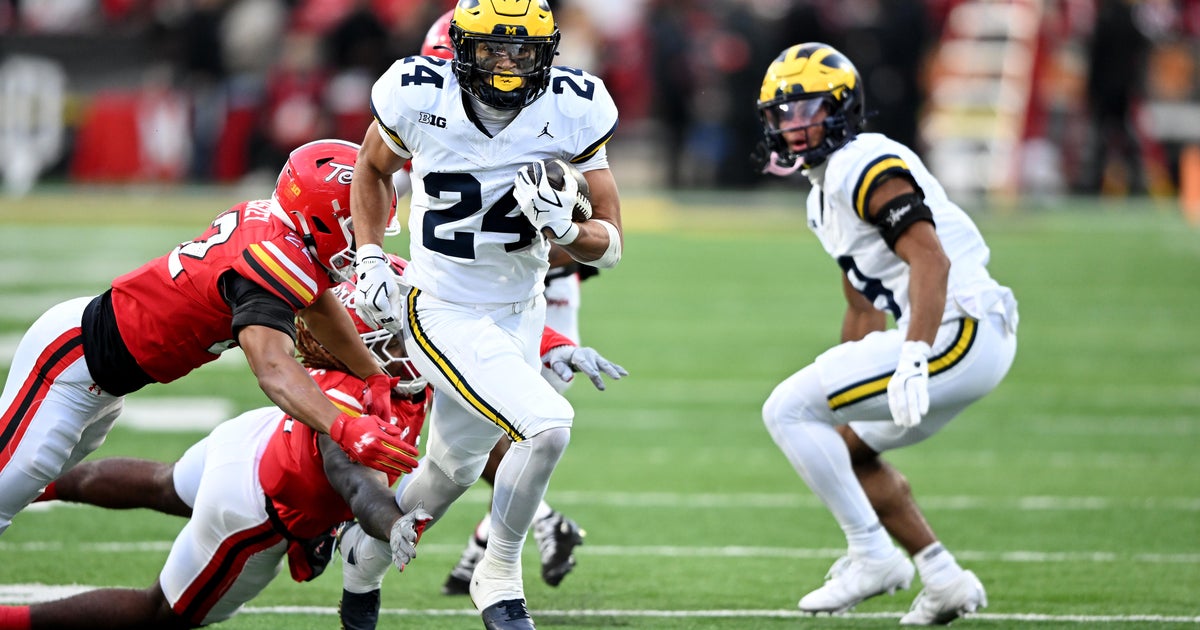 No. 18 Michigan dispatches Maryland 45-20; Kuzdzal runs for 3 TDs