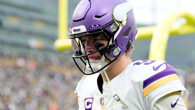 Minnesota Vikings v Green Bay Packers 