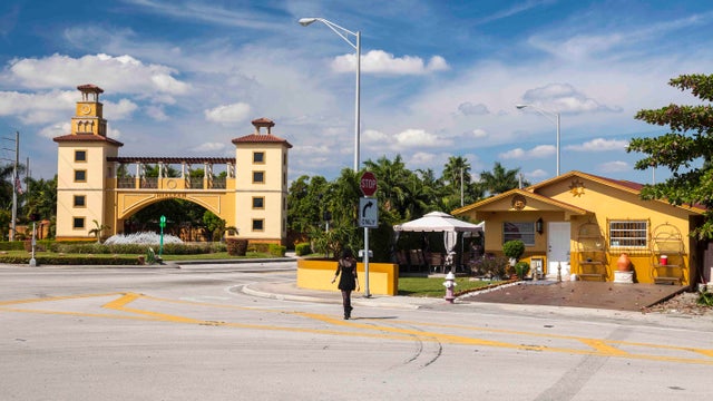 Entrance of Hialeah (FL) Municipality 