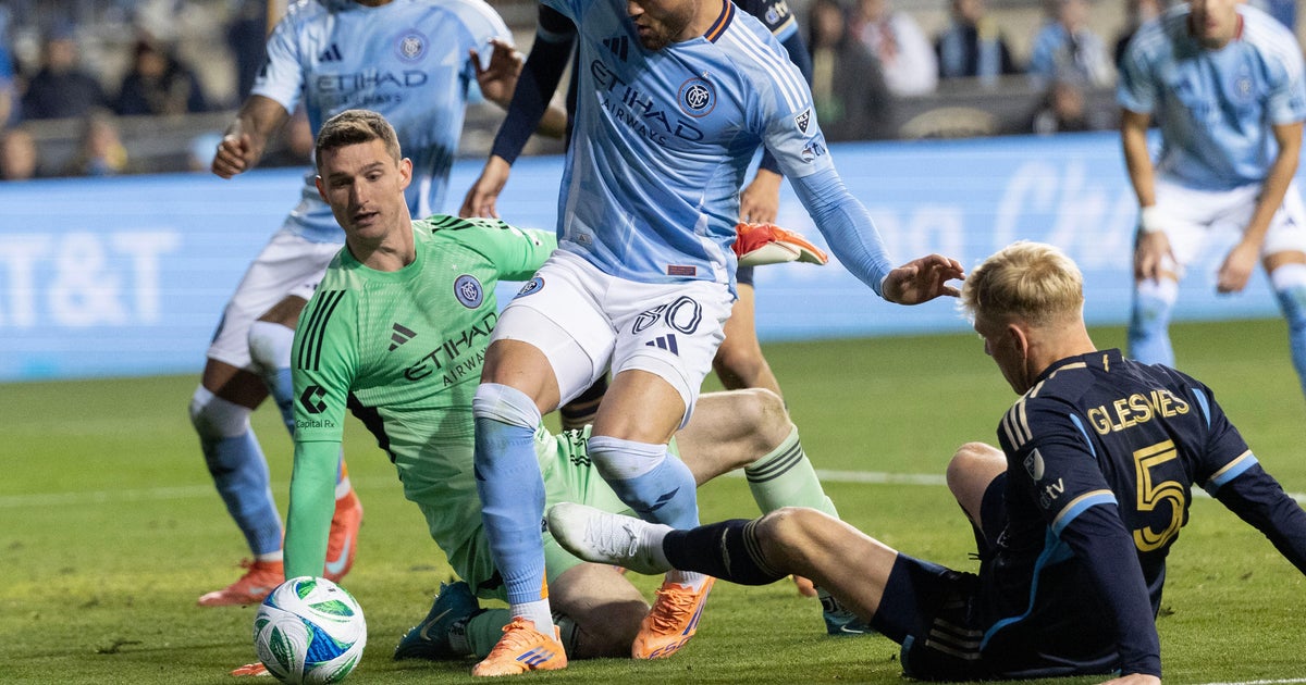 Moralez, Freese help New York City FC beat No. 1 seed Philadelphia Union 1-0, advance to conference finals