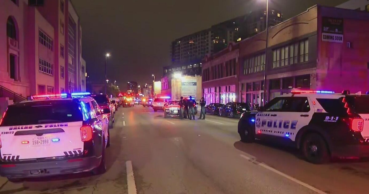 2 dead, multiple injured in Downtown Dallas shooting involving a police ...