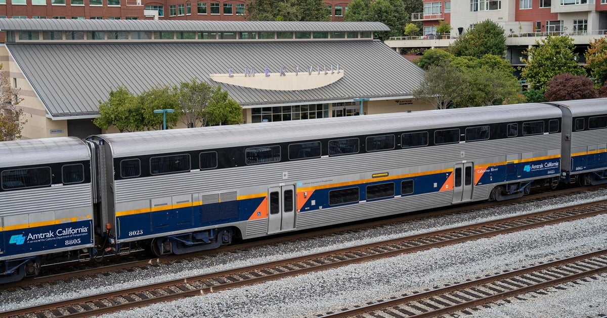 U.S. will see boost in train travel during holiday season, experts say