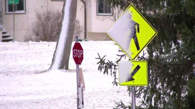 12p-sotvo-slick-roads-wcco99zc-00-00-4727.jpg 