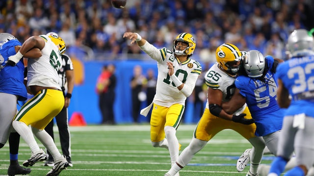 Green Bay Packers v Detroit Lions 