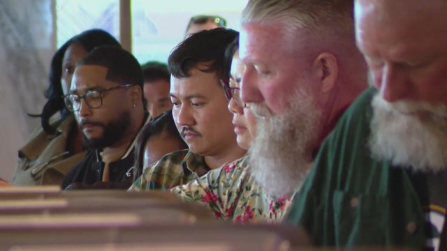 Statler serves special Thanksgiving meal to veterans and first responders 