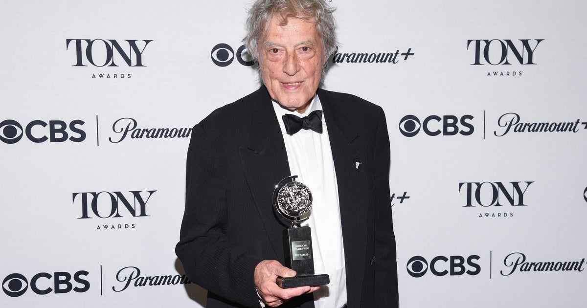 Playwright and "Shakespeare in Love" screenwriter Tom Stoppard dies at 88