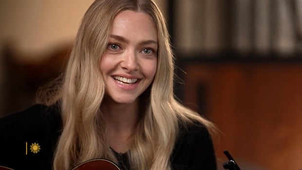 amanda-seyfried-sings-for-her-daughter.jpg 