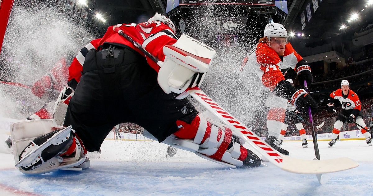 Tippett, Michkov each score twice to lead Flyers past Devils 5-3