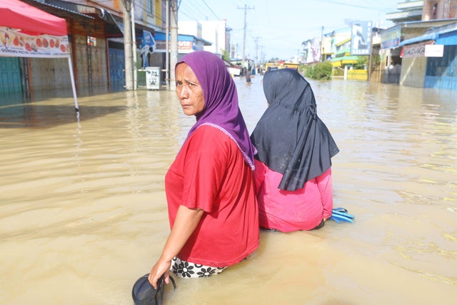 Deadly Floods In Indonesia Leave Hundreds Missing 
