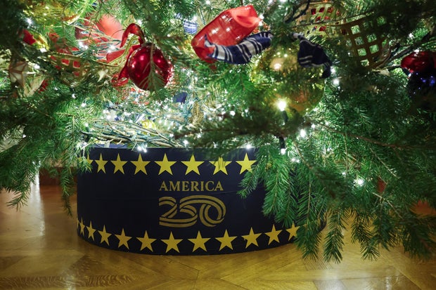 First Lady Melania Trump Unveils White House's 2025 Christmas Decorations 