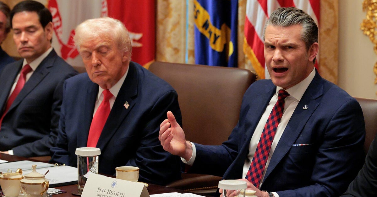 Trump discusses Ukraine, Hegseth addresses boat strikes during Cabinet meeting