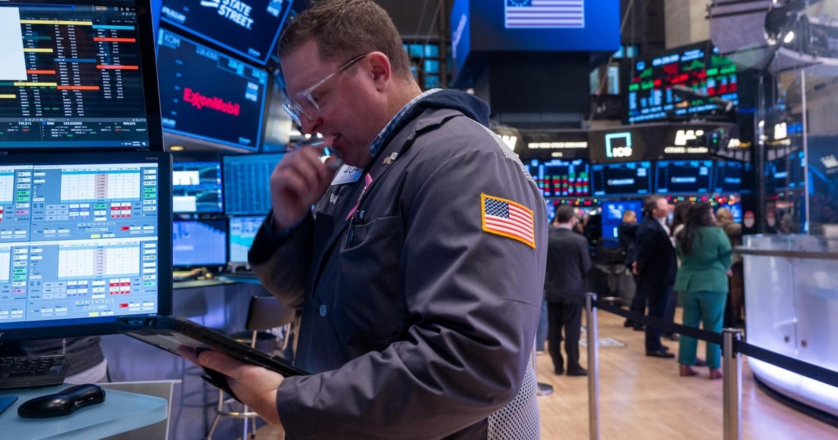 Stock market reacts as December begins after big Black Friday shopping season