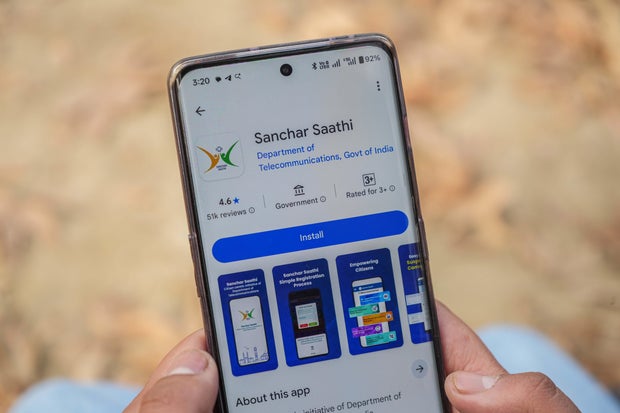 India Orders Smartphone Makers To Preload State-owned Cyber Safety App 