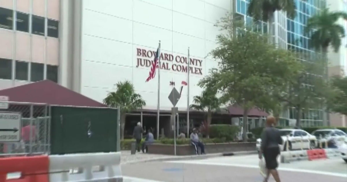 Demolition begins at old Broward County Courthouse years after closure