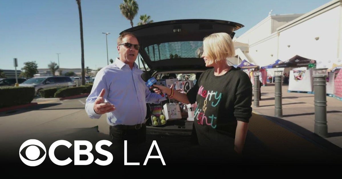 Community members donate cars full of new toys in Lakewood | CHiPs For Kids