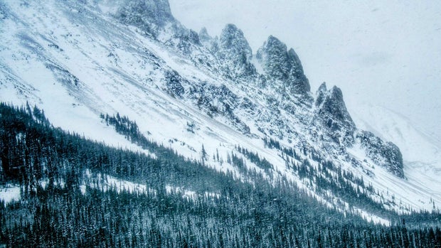 Moody Mountains - Winter Snowfall Bizzard - Rocky Mountains Colorado 