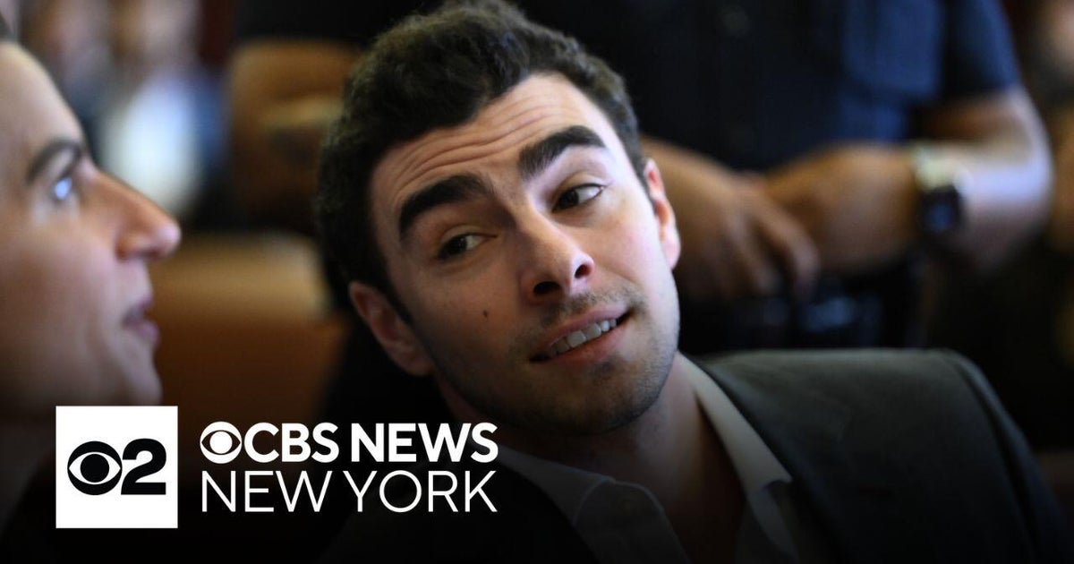 Luigi Mangione hearing cancelled due to illness - CBS New York