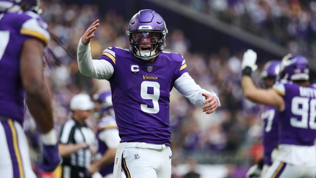 Commanders Vikings Football 