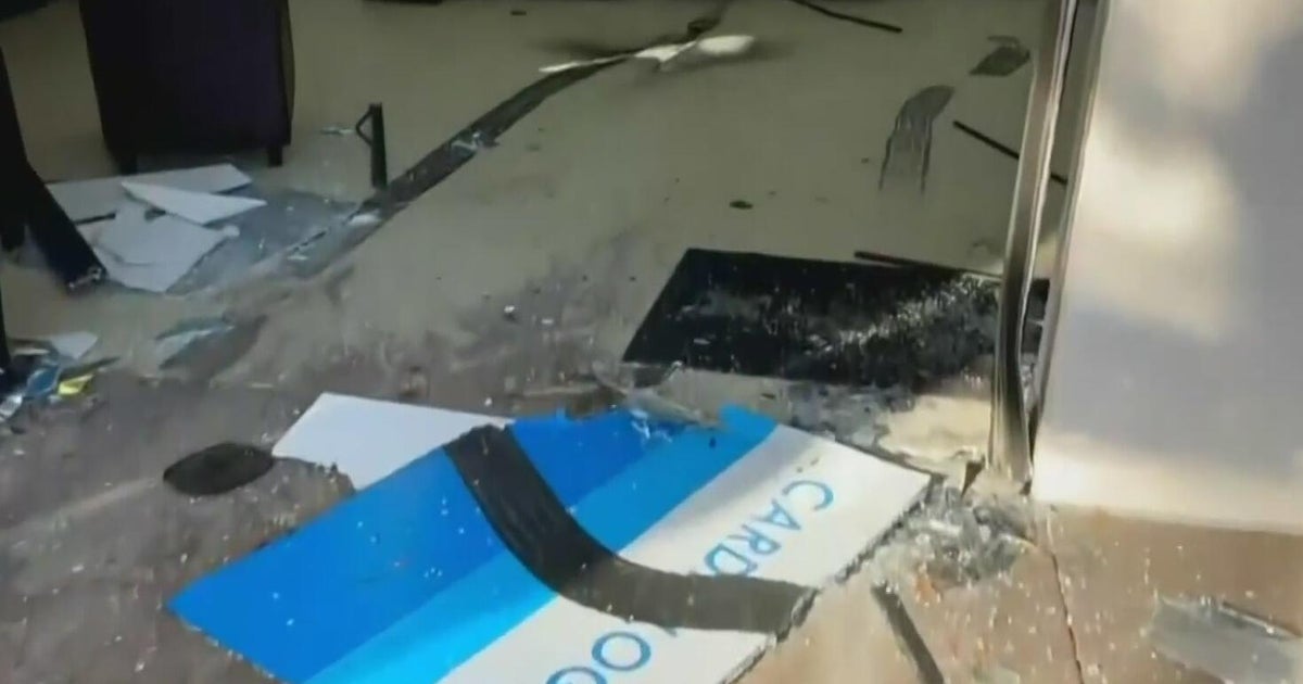 No injuries reported after truck crashes into Broward business